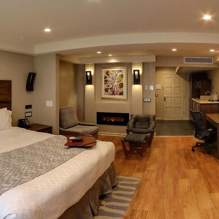 Hotel Strata Mountain View Room photo